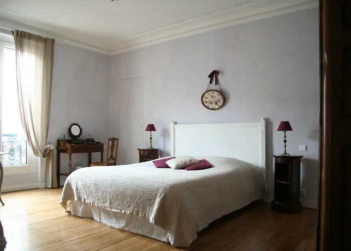 D'hotes Le Clos D'hauteville 3*